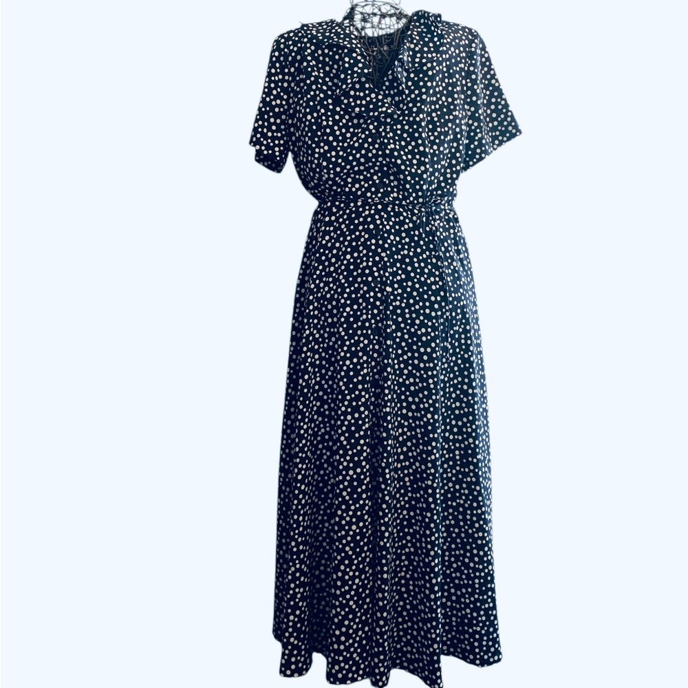 NWT Nicole Studio Women’s Navy Blue Polkadot Mid Dress. Size 16. SKU 126